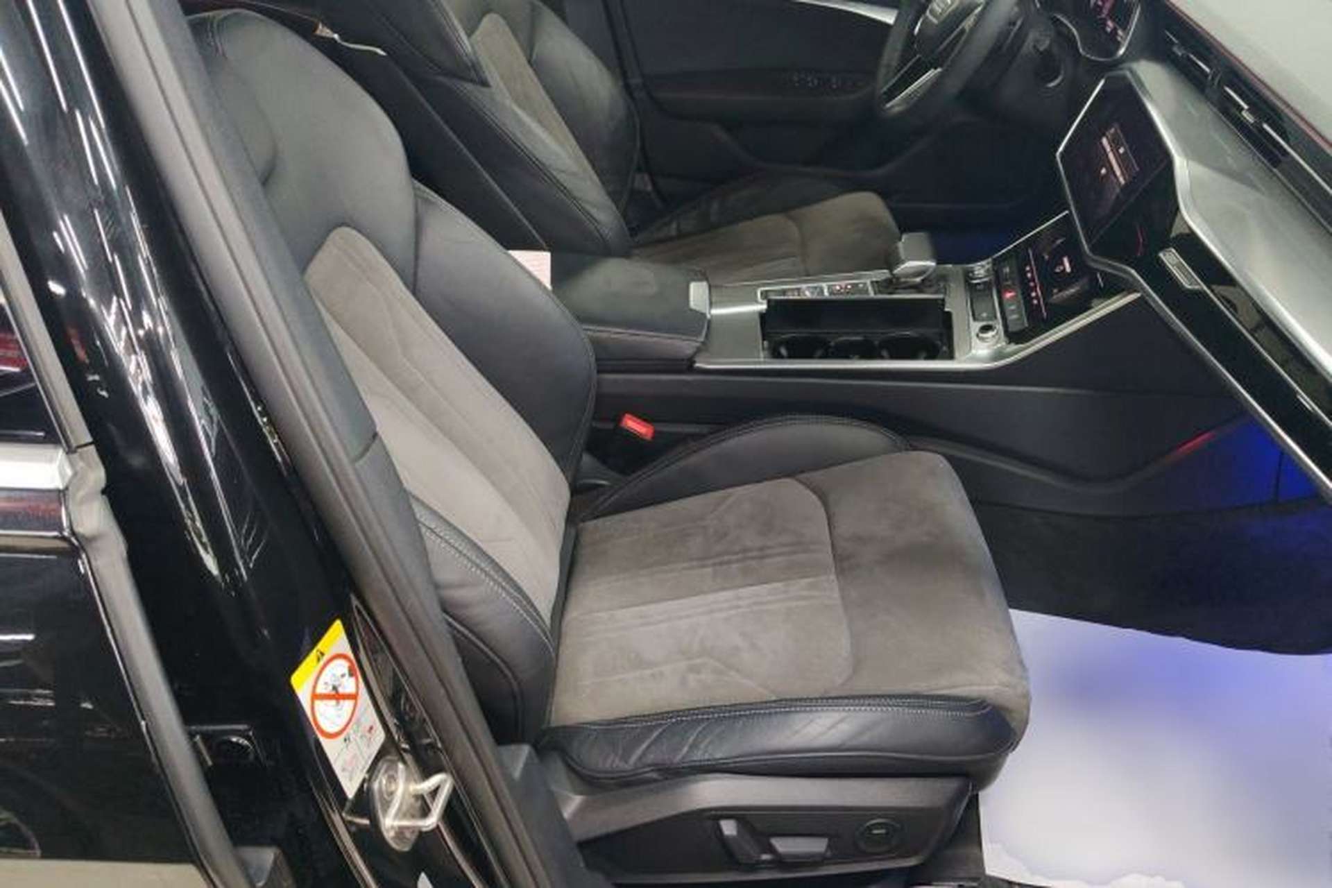 Used Audi A6L 2020 40 TFSI Luxury Dynamic Edition Right Front Seat