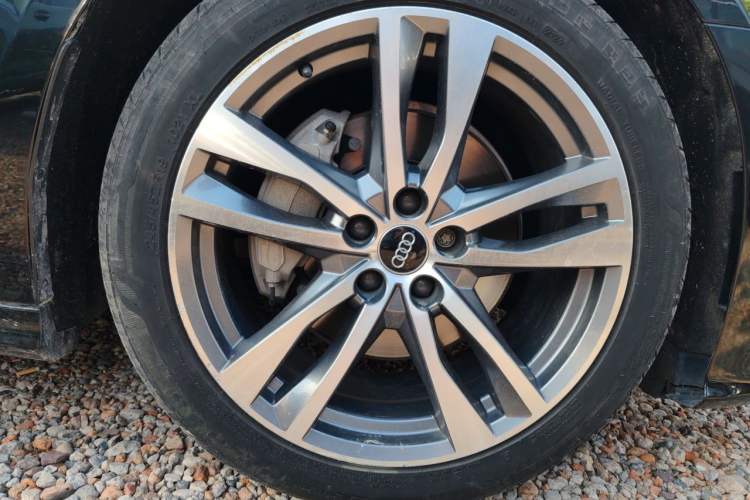 Used Audi A6L 2020 40 TFSI Luxury Dynamic Edition Right Front Wheel Hub