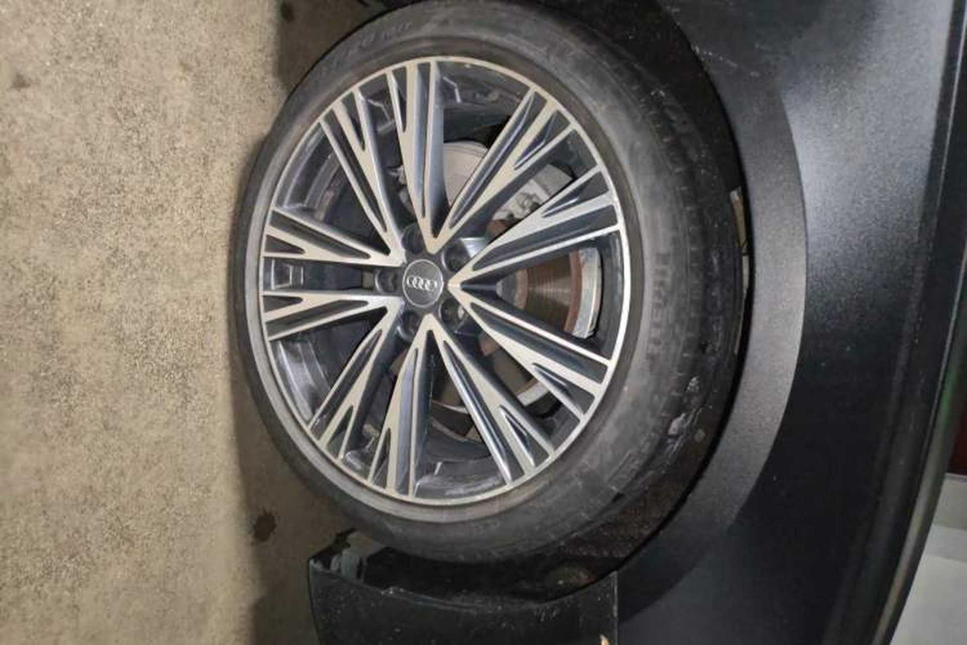 Used Audi A6L 2020 45 TFSI Prestige Dynamic Edition Right Front Wheel Hub