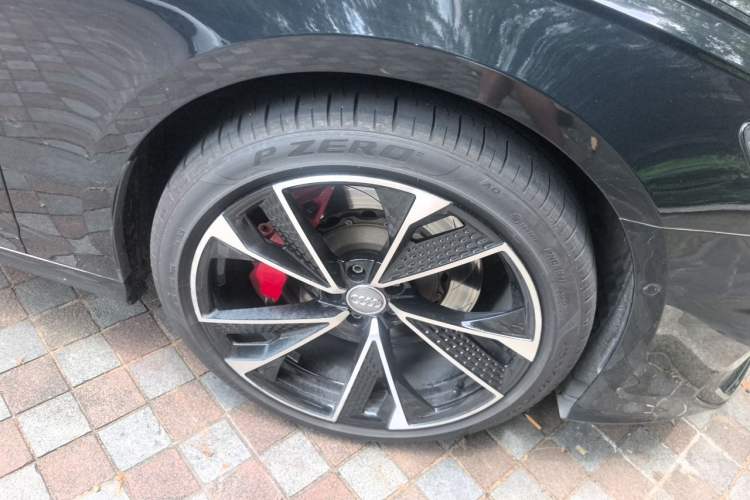 Used Audi A6L 2020 45 TFSI quattro Prestige Dynamic Edition Right Front Wheel Hub