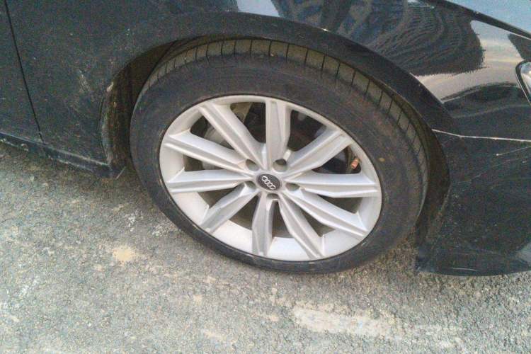 Used Audi A6L 2020 45 TFSI Prestige Dynamic Edition Right Front Wheel Hub