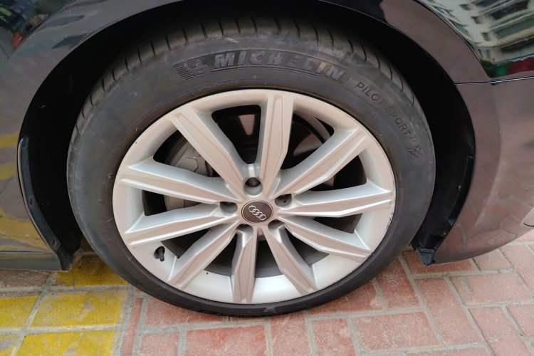 Used Audi A6L 2020 45 TFSI quattro Prestige Dynamic Edition Right Front Wheel Hub