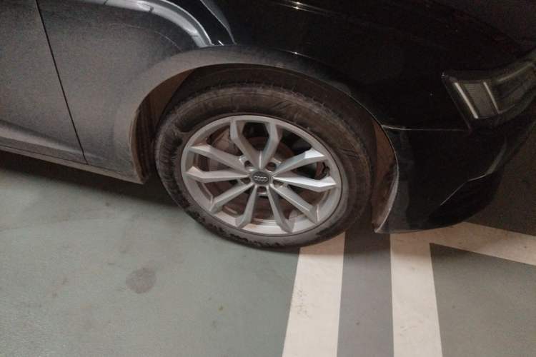 Used Audi A6L 2020 40 TFSI Luxury Prestige Edition Right Front Wheel Hub