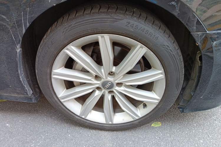 Used Audi A6L 2020 45 TFSI Prestige Dynamic Edition Right Front Wheel Hub