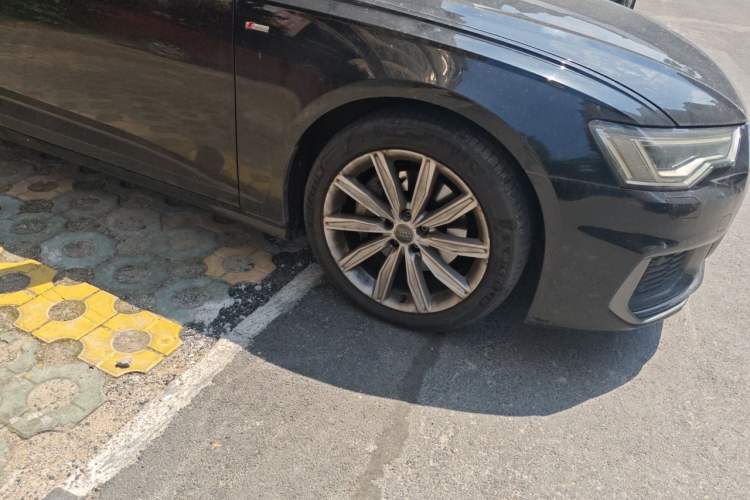 Used Audi A6L 2020 45 TFSI Prestige Dynamic Edition Right Front Wheel Hub