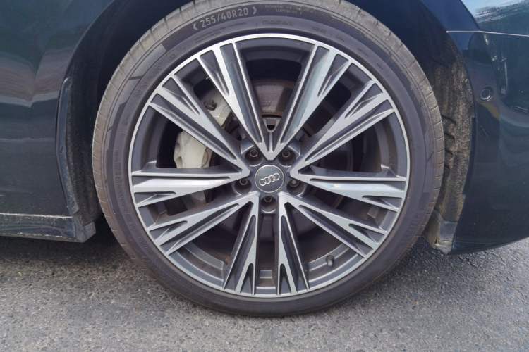 Used Audi A6L 2020 55 TFSI quattro Prestige Dynamic Edition Right Front Wheel Hub
