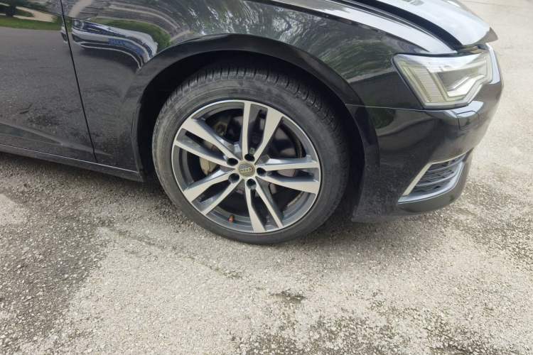 Used Audi A6L 2020 40 TFSI Luxury Prestige Edition Right Front Wheel Hub