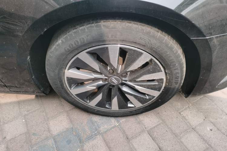 Used Audi A6L 2020 45 TFSI Prestige Elegant Edition Right Front Wheel Hub