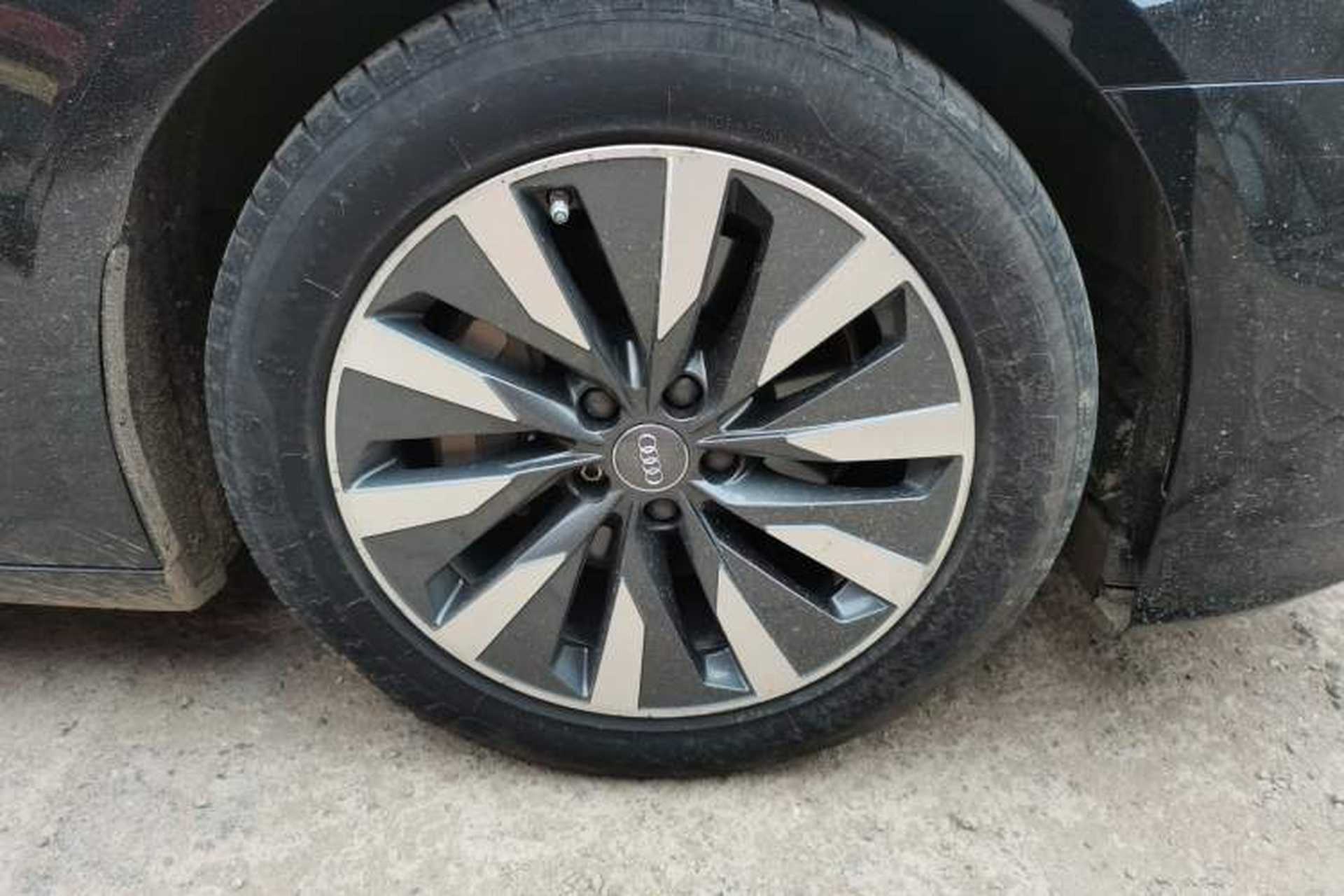 Used Audi A6L 2020 45 TFSI Prestige Elegant Edition Right Front Wheel Hub