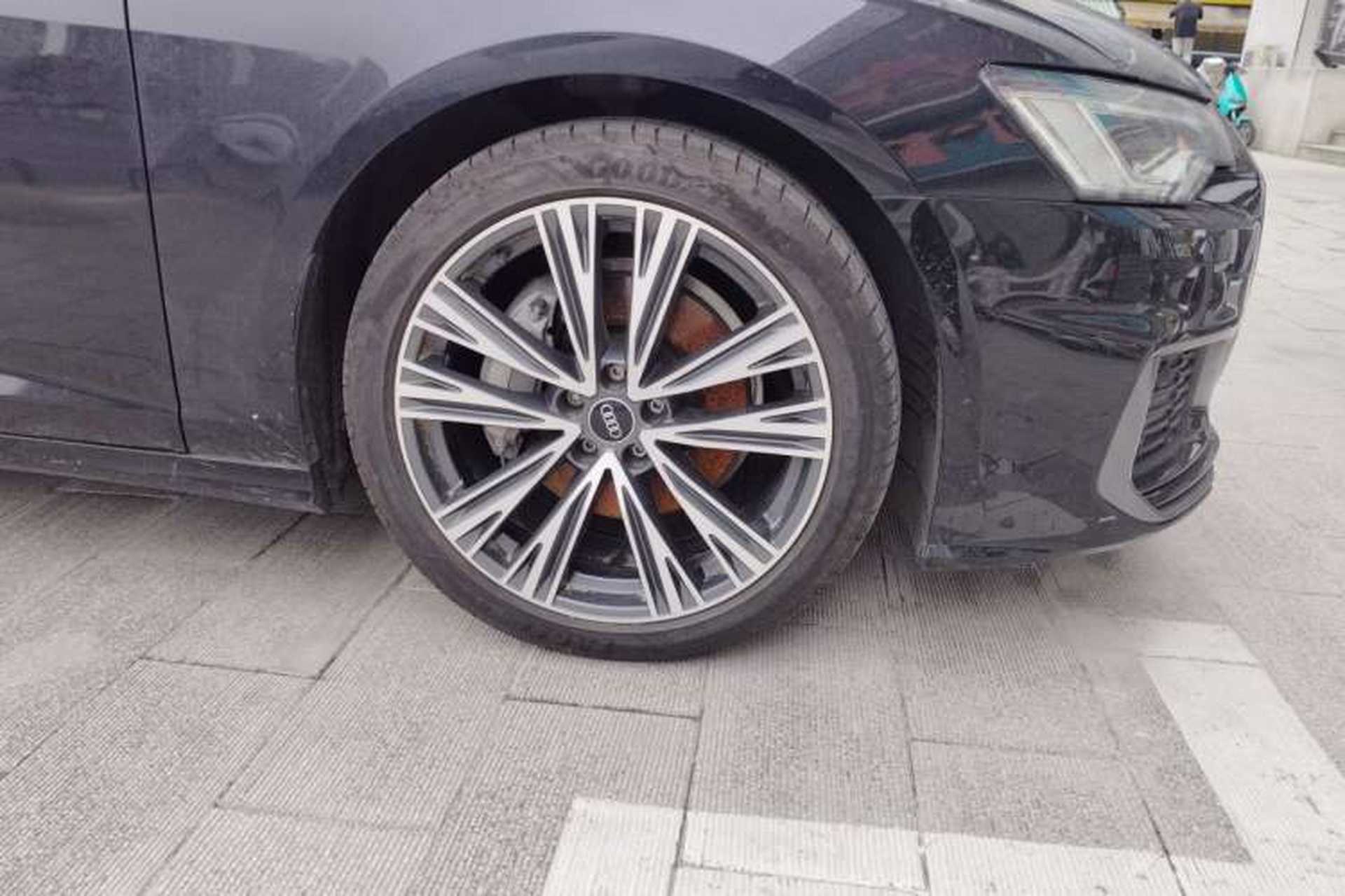 Used Audi A6L 2020 40 TFSI Luxury Prestige Edition Right Front Wheel Hub