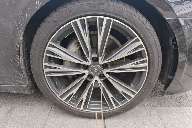 Used Audi A6L 2020 40 TFSI Luxury Dynamic Edition Right Front Wheel Hub