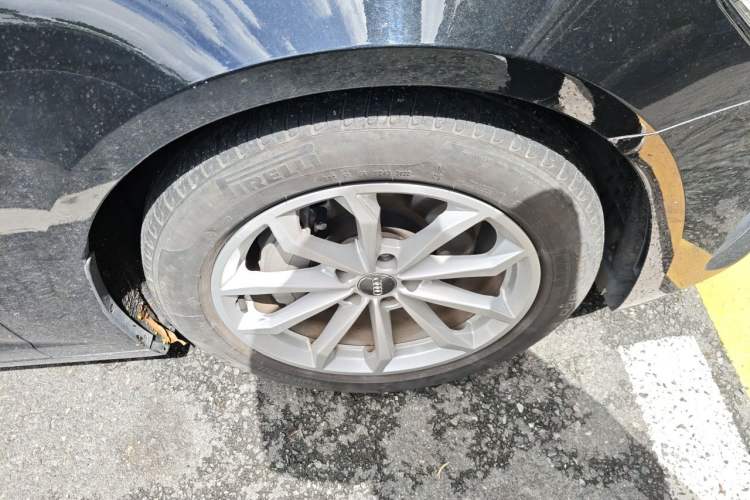 Used Audi A6L 2020 40 TFSI Luxury Prestige Edition Right Front Wheel Hub