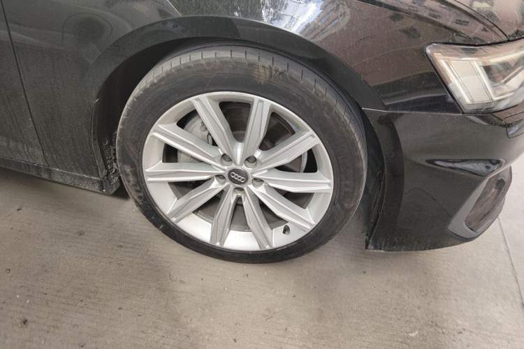 Used Audi A6L 2020 40 TFSI Luxury Dynamic Edition Right Front Wheel Hub