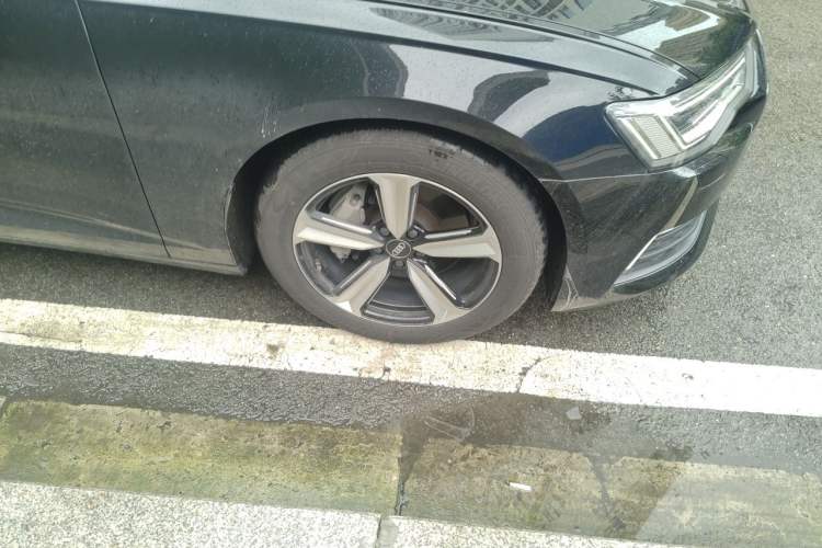 Used Audi A6L 2020 40 TFSI Luxury Prestige Edition Right Front Wheel Hub