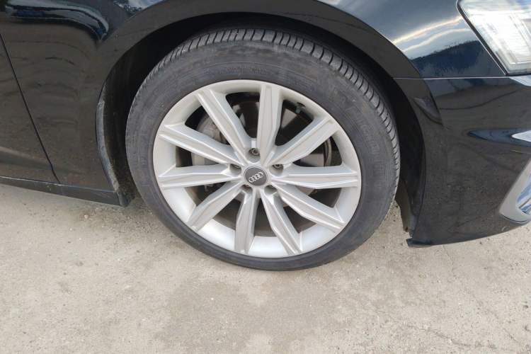 Used Audi A6L 2020 45 TFSI Prestige Dynamic Edition Right Front Wheel Hub