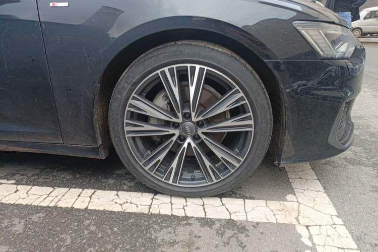 Used Audi A6L 2020 45 TFSI quattro Prestige Dynamic Edition Right Front Wheel Hub