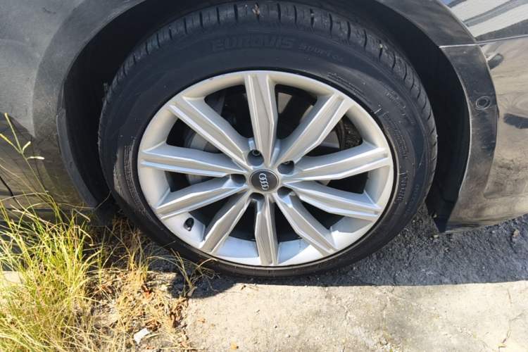 Used Audi A6L 2020 45 TFSI Prestige Dynamic Edition Right Front Wheel Hub