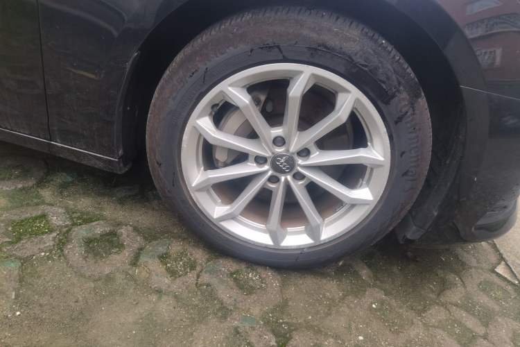 Used Audi A6L 2020 40 TFSI Luxury Prestige Edition Right Front Wheel Hub