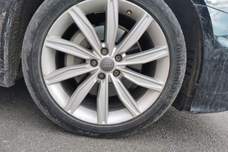 Used Audi A6L 2020 45 TFSI Prestige Dynamic Edition Right Front Wheel Hub