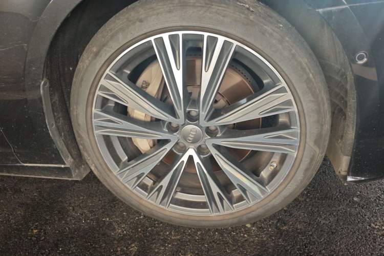 Used Audi A6L 2020 55 TFSI quattro Prestige Dynamic Edition Right Front Wheel Hub