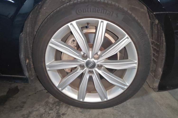 Used Audi A6L 2020 45 TFSI Prestige Dynamic Edition Right Front Wheel Hub