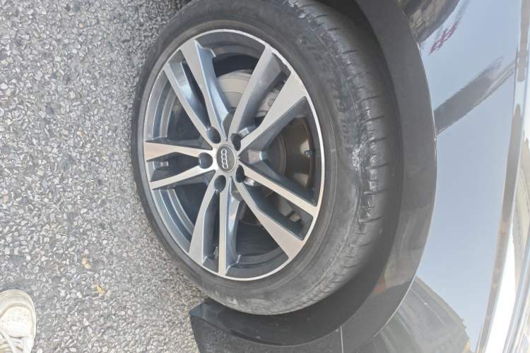 Used Audi A6L 2020 40 TFSI Luxury Dynamic Edition Right Front Wheel Hub