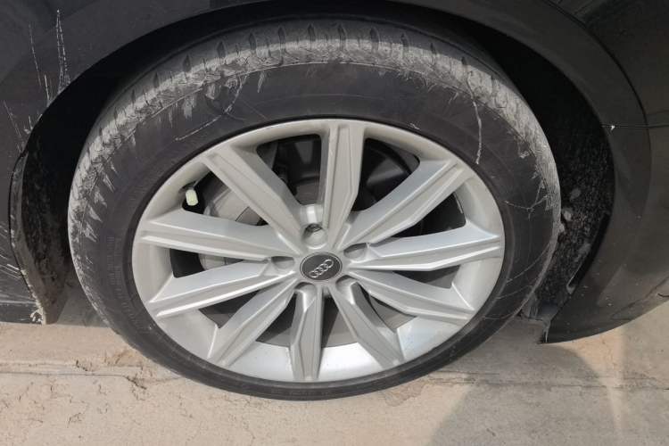 Used Audi A6L 2020 45 TFSI Prestige Dynamic Edition Right Front Wheel Hub