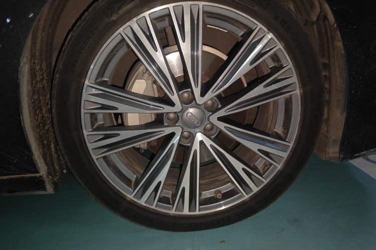 Used Audi A6L 2020 45 TFSI Prestige Dynamic Edition Right Front Wheel Hub