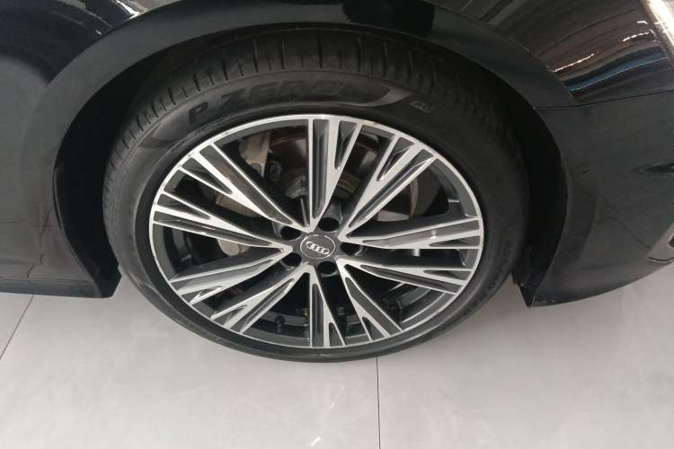Used Audi A6L 2020 45 TFSI quattro Prestige Dynamic Edition Right Front Wheel Hub