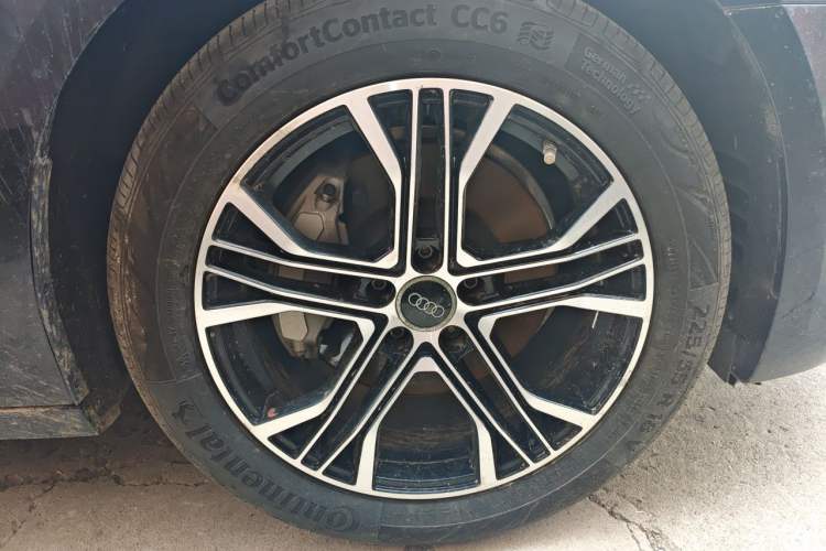 Used Audi A6L 2020 40 TFSI Luxury Prestige Edition Right Front Wheel Hub