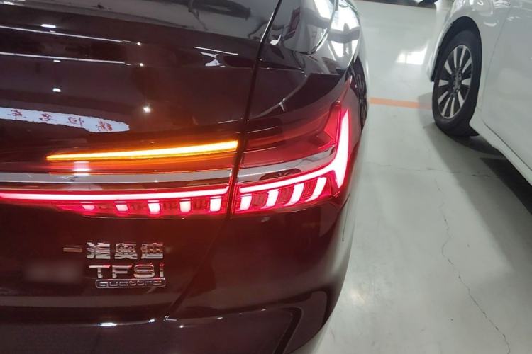 Used Audi A6L 2020 45 TFSI quattro Prestige Dynamic Edition Right Rear Taillight