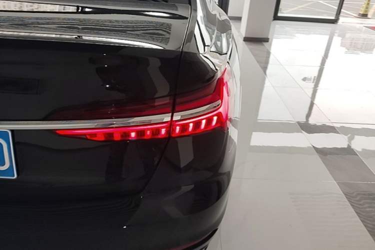 Used Audi A6L 2020 40 TFSI Luxury Prestige Edition Right Rear Taillight