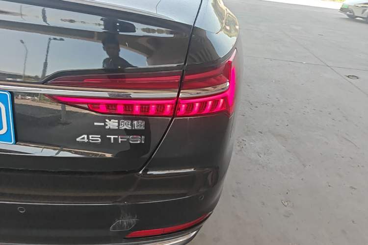Used Audi A6L 2020 45 TFSI Prestige Elegant Edition Right Rear Taillight