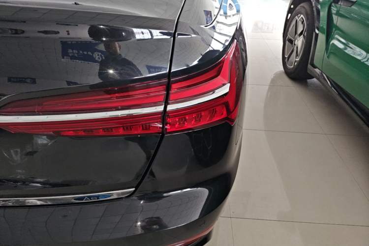 Used Audi A6L 2020 40 TFSI Luxury Dynamic Edition Right Rear Taillight