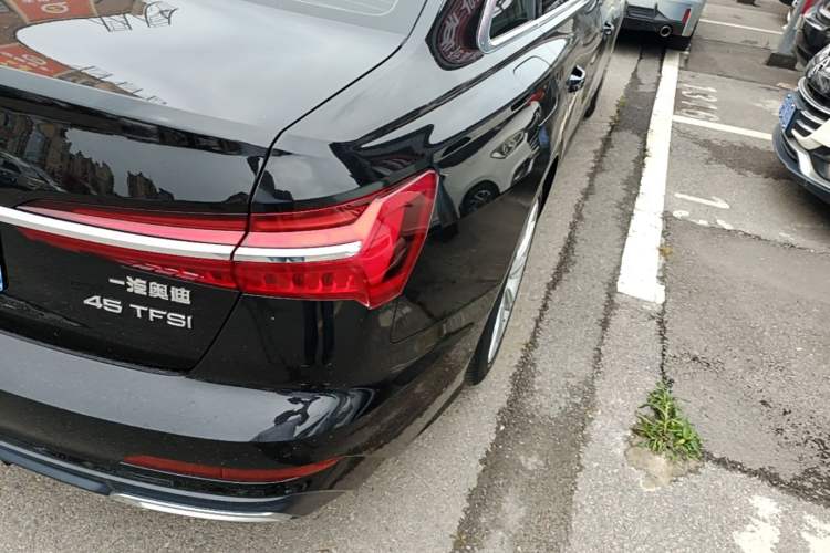 Used Audi A6L 2020 45 TFSI Prestige Dynamic Edition Right Rear Taillight