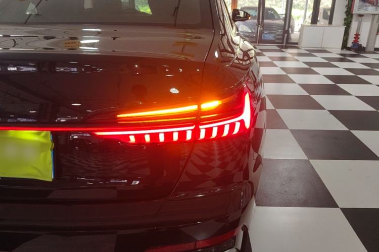 Used Audi A6L 2020 45 TFSI Prestige Dynamic Edition Right Rear Taillight