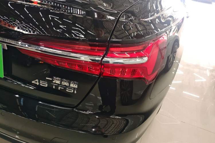 Used Audi A6L 2020 40 TFSI Luxury Prestige Edition Right Rear Taillight