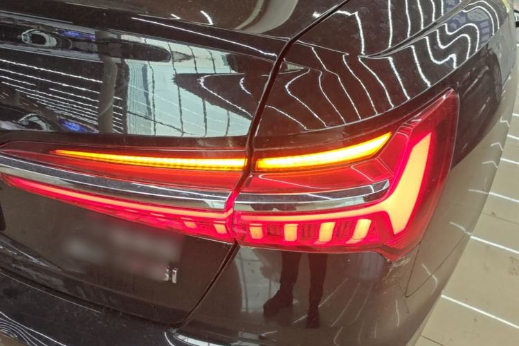 Used Audi A6L 2020 40 TFSI Luxury Prestige Edition Right Rear Taillight
