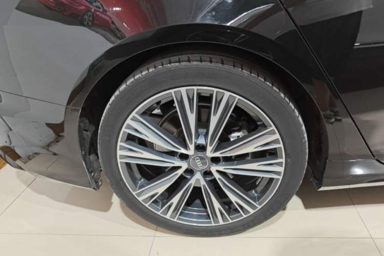 Used Audi A6L 2020 40 TFSI Luxury Dynamic Edition Right Rear Wheel Hub