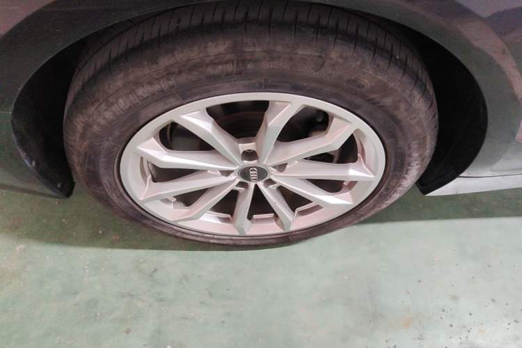 Used Audi A6L 2020 40 TFSI Luxury Prestige Edition Right Rear Wheel Hub