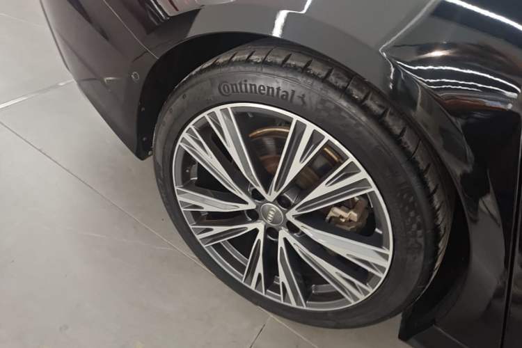 Used Audi A6L 2020 45 TFSI quattro Prestige Dynamic Edition Right Rear Wheel Hub