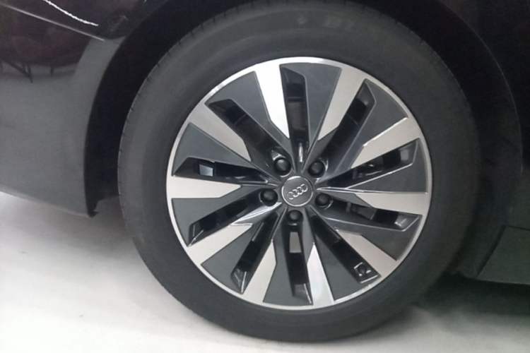 Used Audi A6L 2020 45 TFSI Prestige Elegant Edition Right Rear Wheel Hub
