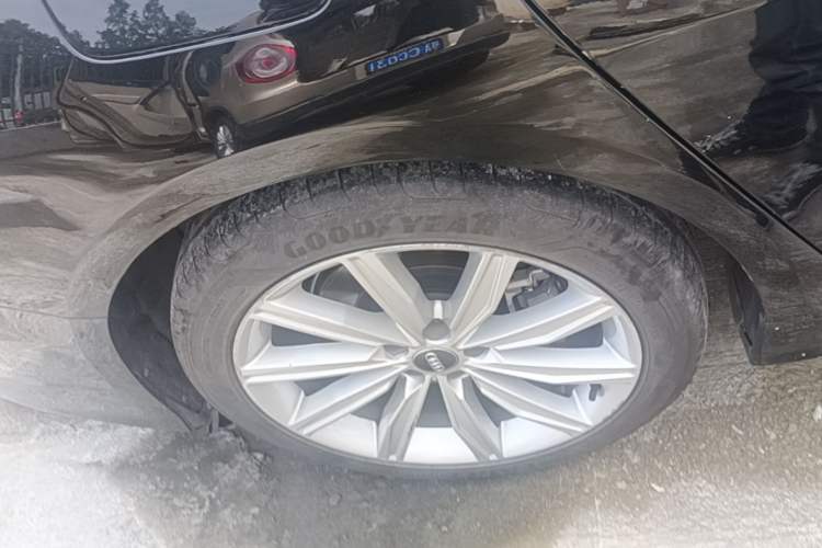 Used Audi A6L 2020 45 TFSI Prestige Dynamic Edition Right Rear Wheel Hub