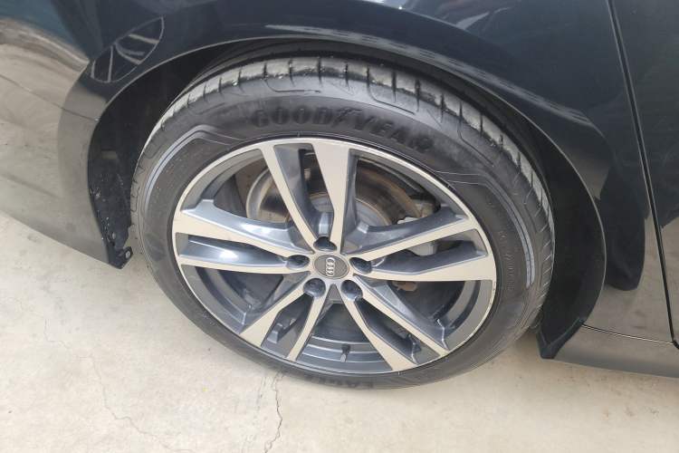 Used Audi A6L 2020 40 TFSI Luxury Dynamic Edition Right Rear Wheel Hub