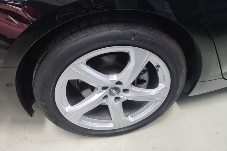 Used Audi A6L 2020 55 TFSI quattro Prestige Edition Right Rear Wheel Hub