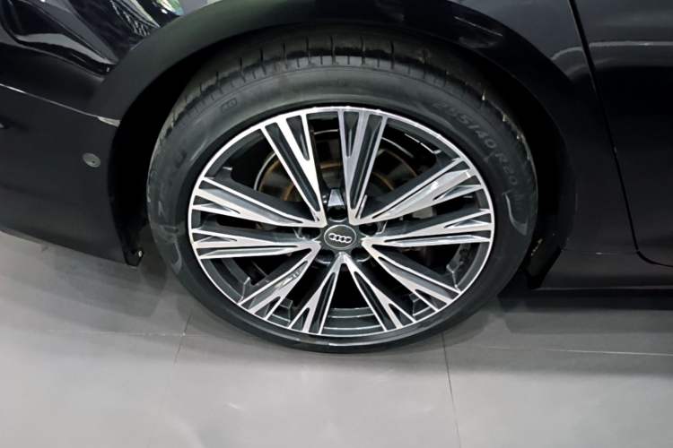 Used Audi A6L 2020 45 TFSI quattro Prestige Dynamic Edition Right Rear Wheel Hub