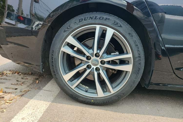 Used Audi A6L 2020 40 TFSI Luxury Dynamic Edition Right Rear Wheel Hub