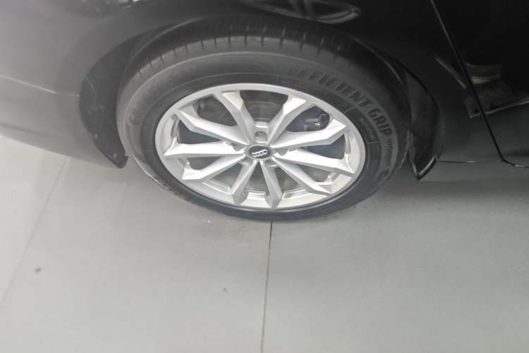 Used Audi A6L 2020 40 TFSI Luxury Prestige Edition Right Rear Wheel Hub