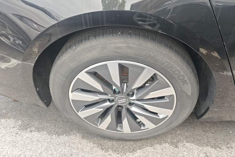 Used Audi A6L 2020 45 TFSI Prestige Elegant Edition Right Rear Wheel Hub