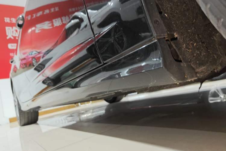 Used Audi A6L 2020 40 TFSI Luxury Dynamic Edition Right Side Sill